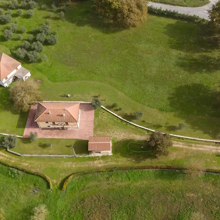 Fons Clara Domus Et Eventi Affittacamere 3*
