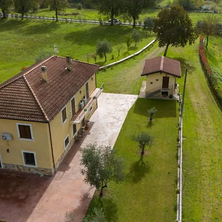 Fons Clara Domus Et Eventi 3* Fontechiari